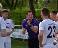 Bild: ham
Die Spieler des TSV Detag Wernberg hören ihrem Trainer Tom Gietl (Dritter von links) in dieser Saison wohl ganz genau zu.