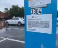 Bild: Stefanie Roth
Zeitlich begrenztes kostenloses Parken für Autos mit E-Kennzeichen: Der Hinweis der Stadt Weiden hängt am Parkautomaten. Die Regel gilt derzeit bis Ende 2024.