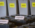 Archivbild: Robert Michael/dpa
Bei der Landtagswahl am 1. September waren in Dresden und Umgebung Briefwahlzettel aufgetaucht, die zugunsten der rechtsextremen Kleinstpartei Freie Sachsen manipuliert worden waren.