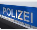 Symbolbild: Daniel Vogl/dpa
Ein bislang unbekannter Täter hat in der Nacht auf Samstag einen Reifen eines Firmenfahrzeuges in Schachten bei Bad Neualbenreuth beschädigt.