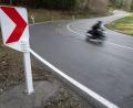 Symbolbild: Marijan Murat/dpa
Ein Motorradfahrer wurde mit 150 Kilometer pro Stunde auf der B 470, im Gemeindebereich Eschenbach, geblitzt – erlaubt waren nur 100 km/h.
