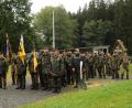 Bild: bey
Neustadts Bürgermeister Sebastian Giering (vorne, rechts, mit heller Kopfbedeckung) hat von Flossenbürg bis zum Eisstockheim Neustadt/WN am Marsch der Verbundenheit teilgenommen.