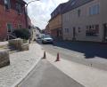 Bild: gi
Moosbachs Schul- und Kindergartenkinder haben täglich am Morgen einen sehr gefährlichen Gang zur Schule und zum Kindergarten. Mittlerweile ist die Ortsdurchfahrt auch zu einer sehr frequentierten Route in das Nachbarland Tschechien geworden.