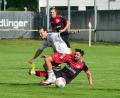 Bild: dme
David Bezdicka (links) erzielte den Siegtreffer für den SC Luhe-Wildenau. Christoph Schwandner vom TB Roding flog mit Rot vom Platz.