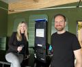 Bild: Lang/exb
Juliane und Fabian Lang an der "Self-Check-Out-Kasse" in ihrem Sportartikel-Laden in Vohenstrauß.