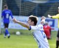 Bild: Hubert Ziegler
Maximilian Hirsch vom SV Freudenberg bejubelt das 2:0 durch Spielertrainer Sebastian Bauer.