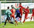 Archivbild: ref
Auch im Derby gegen den ASV Neumarkt (Bild) blieb die DJK Ammerthal (grüne Trikots) ohne Treffer. Am Mittwochabend geht es nun gegen den TSV Kornburg.
