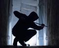 Symbolbild: Silas Stein/dpa
In Dietfurt an der Altmühl hat ein Unbekannter in der Nacht auf Mittwoch versucht in ein Geschäft einzubrechen.