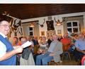 Bild: gi
Sehr viel zu lachen gibt es beim Mundartabend des Heimatkundlichen Arbeitskreises im Gasthaus zum Goldenen Hirschen in Tröbes – hier mit Max Frischholz.