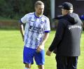 Archivbild: Hubert Ziegler
Sebastian Bauer (links) und der SV Freudenberg könnten sich mit einem Sieg beim FC Rieden weiter in der Spitzengruppe der Liga halten.