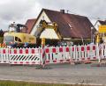 Bild: ld
Leichte Verkehrsbehinderungen bestehen derzeit in Neubrand, wo die Vorarbeiten für die Umgestaltung des Siedlerplatzes im Gange sind.