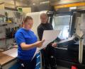 Bild: Schönhofen
Monja Enslein und Martina Meißner haben im September ihre Ausbildung bei der Firma Kochendörfer angefangen.