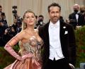Bild: Evan Agostini/Invision/AP/dpa
Blake Lively und Ryan Reynolds spenden wie Popstar Taylor Swift für die Hurrikan-Opfer in den USA. (Archivbild)