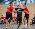 Bild: gud
HSG-Akteur Sebastian Mensch (Mitte/Szene aus dem Spiel gegen Oberviechtach) hat sich beim Spiel in Herzogenaurach schwerer verletzt.