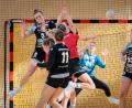 Archivbild: Günter Uschold
Beim Spiel in Zirndorf muss die HV-Abwehr dunkle Trikots/Szene aus dem Spiel gegen Roßtal) gut stehen.