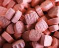 Symbolbild: Oliver Berg/dpa/Symbolbild
Wegen Drogenhandels – unter anderem mit Ecstasy – stand ein 22-Jähriger in Schwandorf vor Gericht.