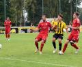 Archivbild: Gebert
Kreisliga-2-Spitzenreiter FC Tirschenreuth (gelbe Trikots, Szene vom 5:1-Sieg gegen den TSV Konnersreuth) bestreitet am Wochenende zwei Heimspiele: am Freitag gegen den TSV Waldershof und am Sonntag gegen den SV Mitterteich II.