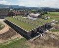 Bild: Armin Hobauer/AELF Regensburg-Schwandorf/exb
In Lind bei Oberviechtach bauten Johann und Julia Albang einen Holzstall für ihre Tiere.