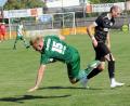 Bild: hho
Simon Günthner (links) und seine Kollegen vom SV Mitterteich sollten am Samstag gegen den FSV Stadeln nicht hinfallen.