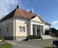 Bild: sns
Die Sanierung und Erweiterung der Aussegnungshalle auf dem Neunburger Friedhof liegt mangels Geldmittel bis auf Weiteres auf Eis.