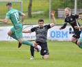 Archivbild: Hubert Ziegler
Es läuft derzeit blendend für Johannes Golla (Mitte/Szene aus einem früheren Spiel) und seine Teamkollegen der DJK Gebenbach. Am Samstag kommt Schlusslicht TSV Karlburg in den Landkreis Amberg-Sulzbach.