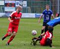 Archivbild: war
Stefan Liermann (links) feiert am Freitagabend sein Heimdebüt als Spielertrainer des FV Vilseck. Dann gastiert das Spitzenteam SV Etzenricht mit Johannes Janker (vorne) und Martina Pasieka (hinten)
