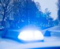 Symbolbild: Christoph Soeder/dpa/Symbolbild
Ein bislang unbekannter Autofahrer hat in Tirschenreuth oder Mitterteich ein geparktes Auto beschädigt.