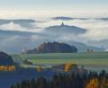 Bild: Günter Moser
Die Burg Haus Murach stellt ein weithin sichtbares Denkmal dar und ist prägend für die Region. Der Gemeinderat appellierte daran, bei der Windanlagenplanung darauf Rücksicht zu nehmen.