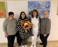 Bild: Kevin Kammerl/exb
Vernissage im St.-Anna-Krankenhaus mit (von links) Sieglinde Konhäuser, Julia Labkus, Angela Kropius sowie Irmgard Berger.