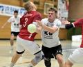 Bild: Hubert Ziegler
David Tous (Mitte) vom HC Sulzbach behauptet sich in dieser Szene gegen Simon Sturm (links) und Pascal Vockert vom TV Altdorf.