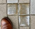 Bild: Gabi Schönberger
Die Stolpersteine in der Frauenrichter Straße 52 in Weiden erinnern an die jüdische Familie Kohner.