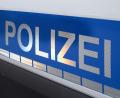 Symbolbild: Daniel Vogl/dpa
Die Marktredwitzer Polizei sucht den oder die Unbekannten, die einen Glasschmetterling von einem Grab gestohlen haben.