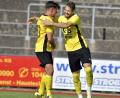 Archivbild: Hubert Ziegler
Alexander Kloos (rechts) erzielte für den FC Amberg den Treffer zum 1:1-Endstand bei der SpVgg Deggendorf.