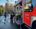 Bild: Gabi Schönberger
Feuerwehreinsatz in der Heidestraße am Montagnachmittag: Dort war aus einem Kellerschacht eine Menge Rauch aufgestiegen.