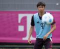 Bild: Sven Hoppe/dpa
Bayerns Hiroki Ito ist wieder verletzt.