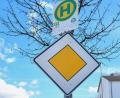 Symbolbild: Petra Hartl
Die Bushaltestellen an der Ebermannsdorfer Hauptstraße werden ab Donnerstag, 7. November, wieder angefahren.