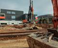 Bild: Wolfgang Steinbacher
Jetzt wird gebaut: Im unteren Teil des neuen Kümmersbrucker Quartiers "Seniorenwohnpark", hinter den bestehenden beiden Gebäudekomplexen (Hintergrund links) und dem Rathaus (Hintergrund rechts), lässt die Gemeinde 15 sozial geförderte Wohnungen errichten.