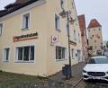 Bild: Tobias Gräf
Beste Lage gleich nach dem Stadtturm am Eingang der Altstadt: In der Filiale der Hypo-Vereinsbank wurde der Service in den letzten Jahren schon zurückgefahren. Jetzt wird sie komplett zugesperrt.