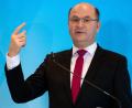 Archivbild: Sven Hoppe/dpa
Albert Füracker (CSU), Finanzminister von Bayern, verteidigte das Reformmodell.