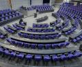 Archivbild: Kay Nietfeld/dpa
Einer aktuellen Umfrage zufolge gibt es bei den Zustimmungswerten der Parteien derzeit kaum Veränderungen.