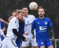 Bild: Büttner
Das war die Führung für die SpVgg Schirmitz: Benedikt Kormann (Mitte) nickte zum 1:0 ein, am Ende musste sich die SpVgg aber mit einem 1:1 gegen den SV 08 Auerbach begnügen.