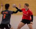 Bild: mhs
Teresa Fröhlich (rechts) und die Oberliga-Handballerinnen der HSG Nabburg/Schwarzenfeld müssen am Samstag gegen den TSV Roßtal ran.