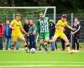 Bild: Schrems, Thomas
Marco Kießling (Mitte/Szene aus einem früheren Spiel) saht im Spiel der Mitterteicher in Steinachgrund die Rote Karte.