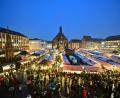Bild: Matthias Merz/dpa
Der Nürnberger Christkindlesmarkt auf dem Hauptmarkt der Stadt.