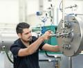 Bild: Netzsch/exb
Allein 1250 Mitarbeiterinnen und Mitarbeiter beschäftigt Netzsch im Geschäftsbereich Mahlen und Dispergieren. In diesem Jahr feiert die Netzsch Feinmahltechnik GmbH ihr 50. Jubiläum.
