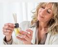 Symbolbild: Christin Klose/dpa
Auch wenn es lecker duftet: Wer Asthma hat, sollte auf Raumdüfte besser verzichten.