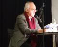 Bild: hka
Wilhelm Schmid liest im Seidel-Saal aus dem Buch, das nach dem Tod seiner Frau entstanden ist.