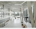 Bild: KORODUR International GmbH
Das Foyer des Unternehmens „Heidelberg Materials“, früher „HeidelbergCement“, ist mit dem Korodur-Industrieboden ausgestattet.