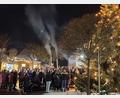 Bild: lep
Die Veranstaltungsreihe „Advent-After-Work-Partys in Kirchenthumbach, wird vom Marktverband weitergeführt. Die Vereine übernehmen wieder die Bewirtung in bester Manier.