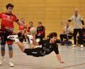 Bild: ham
Flugeinlage von Moritz Müller: Seine HSG Nabburg/Schwarzenfeld siegte gegen die SG Regensburg II mit 27:25.